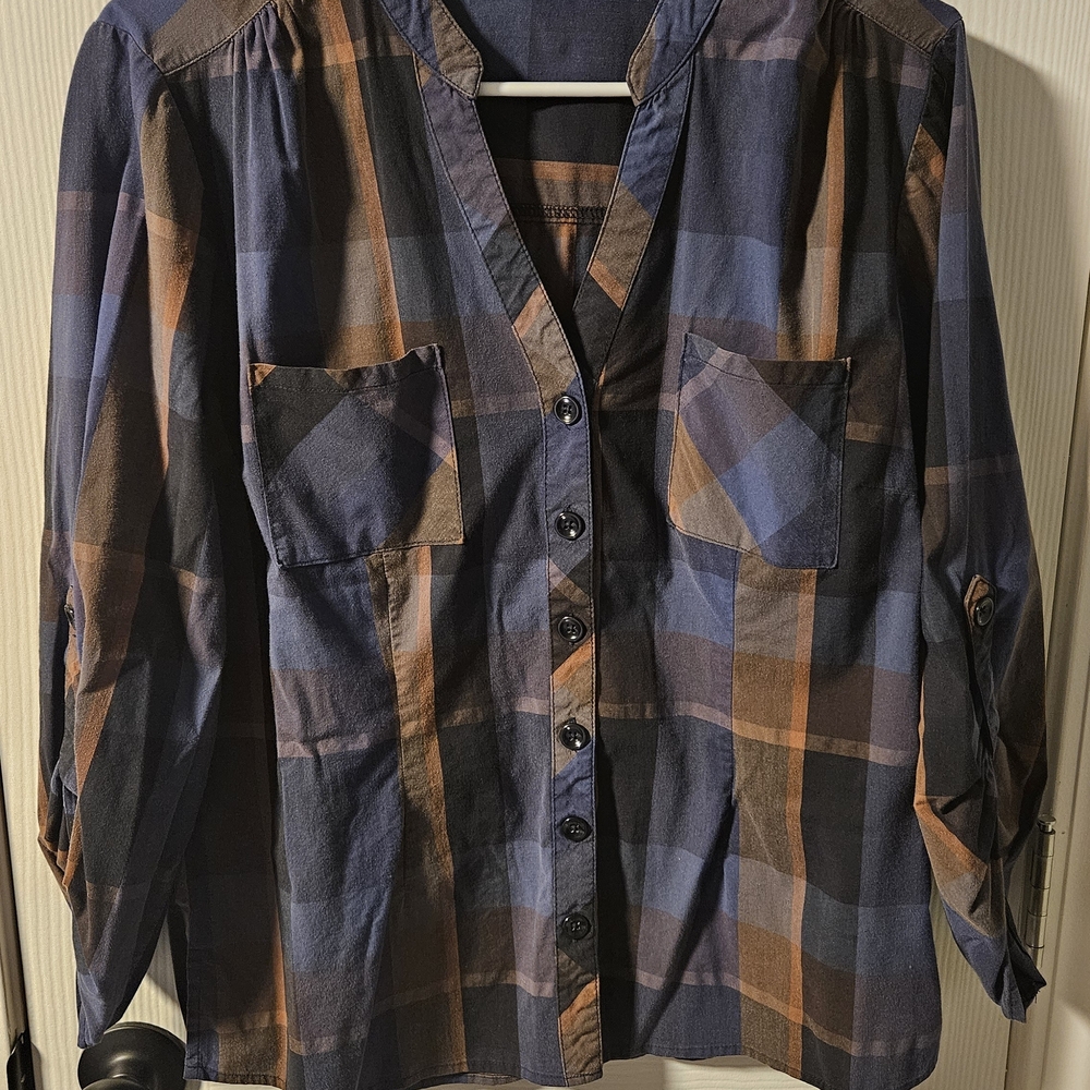Cato Women's Navy and Chestnut Plaid Button-Down Shirt